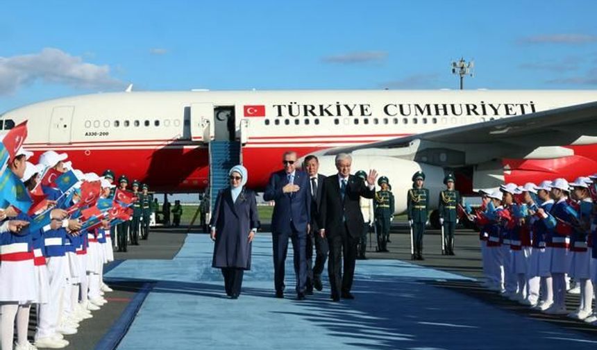 Cumhurbaşkanı Erdoğan Kazakistan'da Resmi Törenle Karşılandı