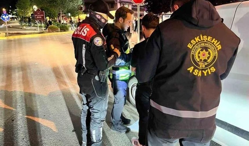 Eskişehir'de Bayram Öncesi Asayiş ve Trafik Denetimi Yapıldı