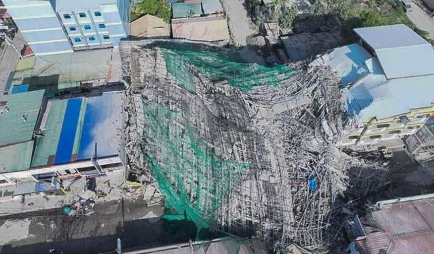 Filipinler'de İnşaat Halindeki Bina Çöktü: 1 Ölü, 20'den Fazla Kişi Enkaz Altında