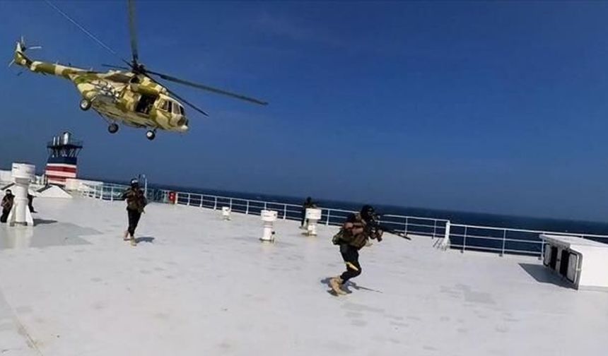 Husiler, İran'a Olası ABD Saldırısına Karşı Askeri Hazır Bulunduklarını Açıkladı