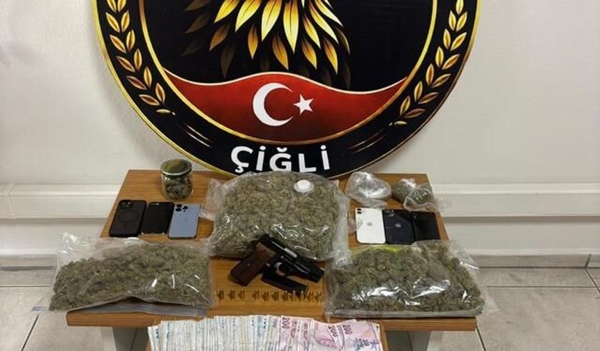 İzmir Çiğli'de Uyuşturucu Operasyonu: 6 Kişi Gözaltında