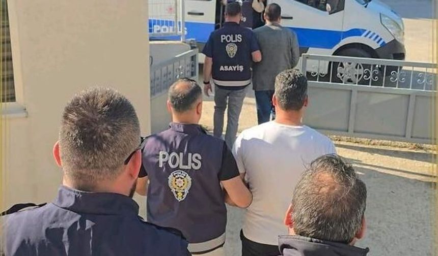 Karacabey'de Kesinleşmiş Hapis Cezası Bulunan 4 Kişi Yakalandı
