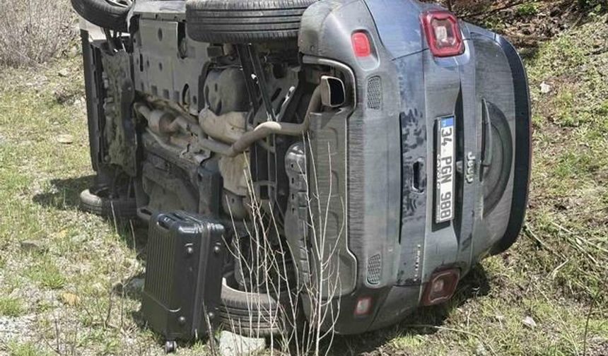 Kastamonu'da Cip ve Hafif Ticari Araç Çarpıştı: 3 Kişi Yaralandı
