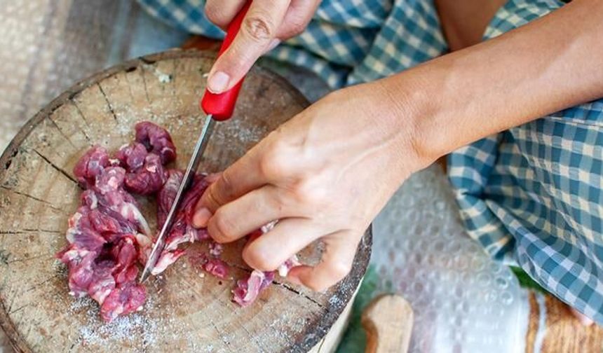 Kurban Etindeki Kötü Kokunun Nedeni ve Çözüm Yolları