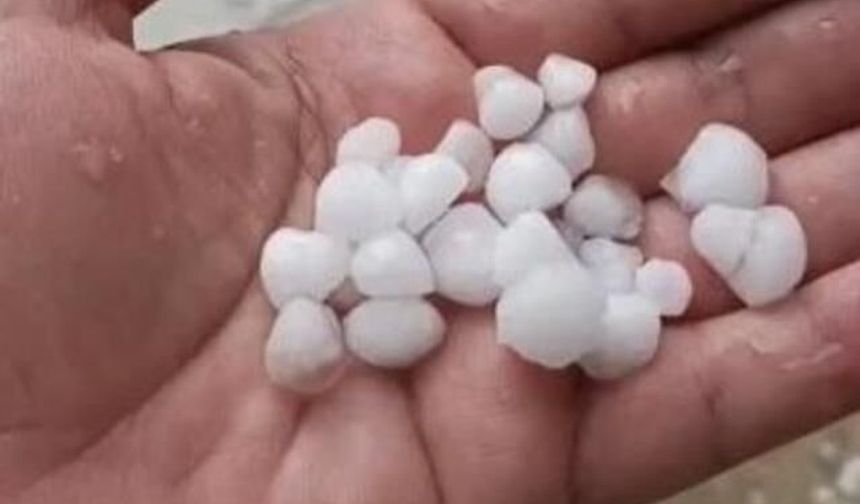 Silivri Değirmenköy'de Dolu Yağışı Hasara Neden Oldu