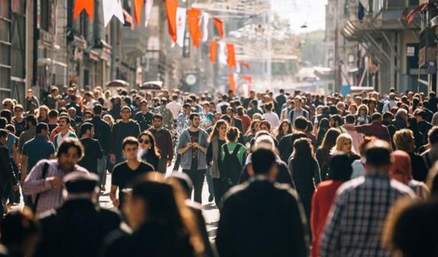 Türkiye'de En Çok Tercih Edilen İsimler ve Soyadları Açıklandı
