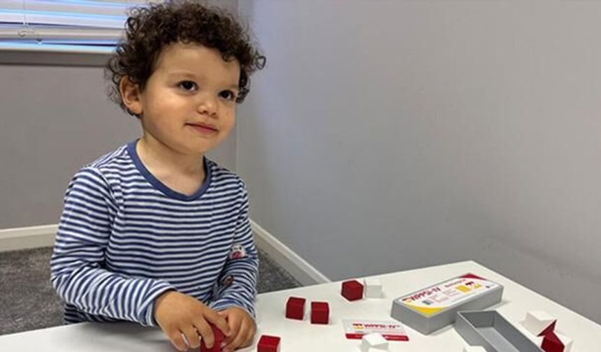 2 Yaşındaki Joseph, 5 Dilde Sayıyor ve Mensa Üyesi Oldu