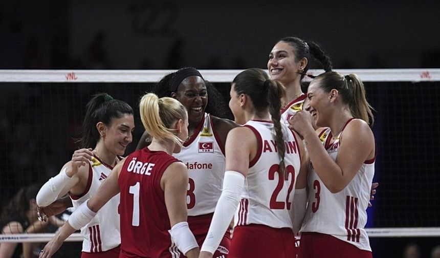 A Milli Kadın Voleybol Takımı, Belçika'yı Set Vermeden Yendi
