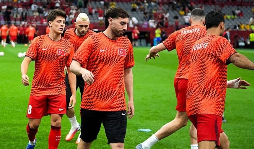 A Milli Takım, Paraguay Maçı İçin San Francisco'ya Uçtu