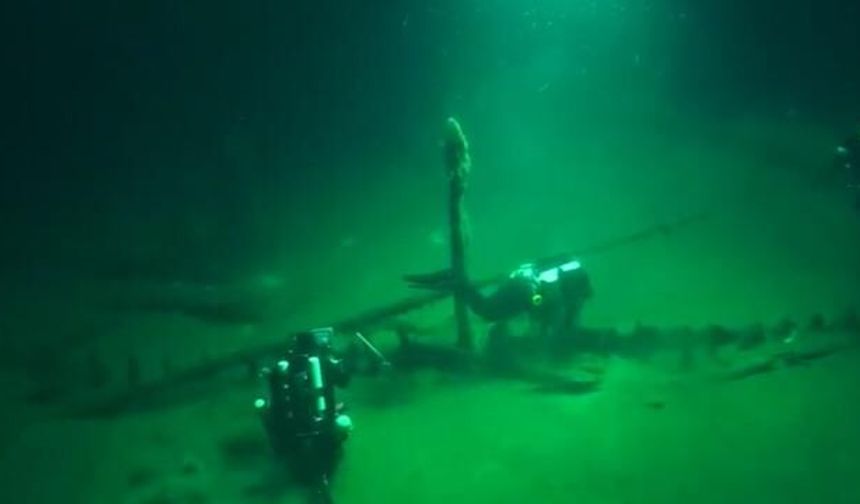 Akdeniz'de 3 Bin 300 Yıllık Batık Gemi Keşfedildi