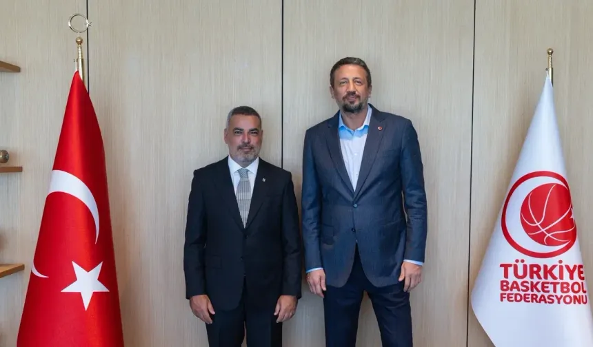 Beşiktaş Yöneticileri, TBF Başkanı Türkoğlu'nu Ziyaret Etti