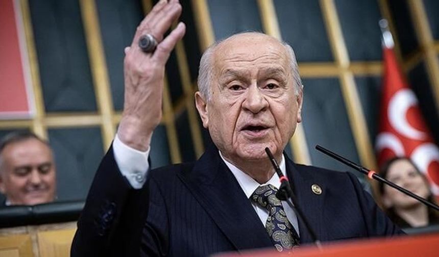 Devlet Bahçeli'den Özgür Özel'e Eleştiri: 'Bu Yol Yanlış'