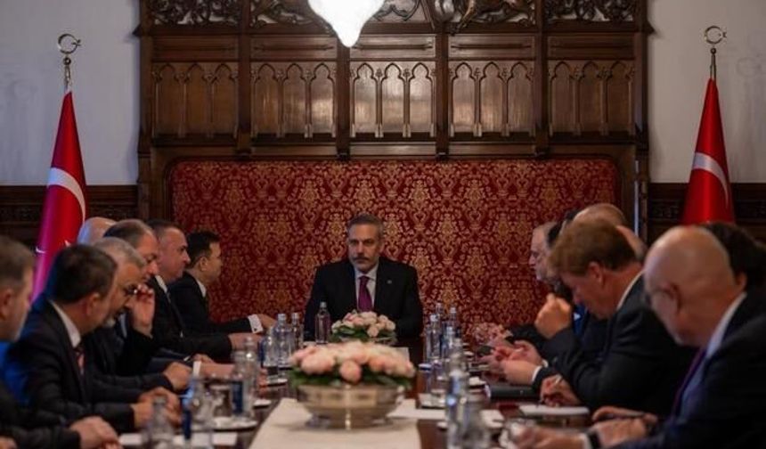 Dışişleri Bakanı Fidan, Rusya'daki Türk İş İnsanlarıyla Görüştü