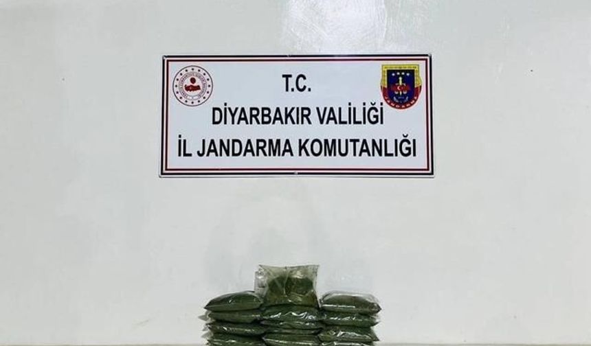 Diyarbakır'da Uyuşturucu Operasyonunda 21 Kilo Esrar Ele Geçirildi