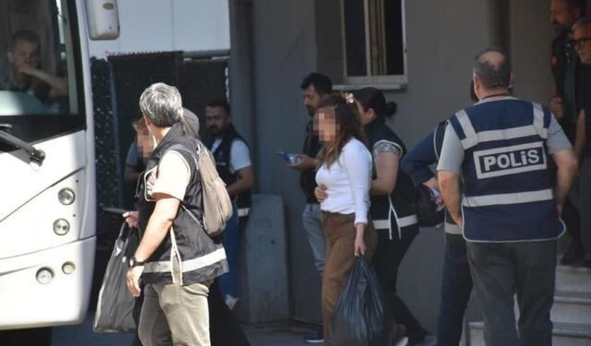 Ege Üniversitesi'nde 3,1 Milyar Liralık Yolsuzluk Operasyonu