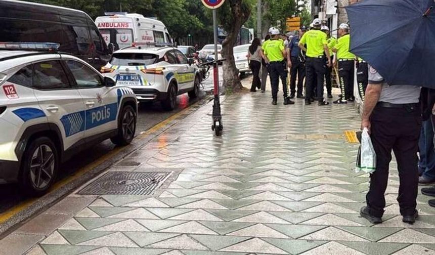 Eskişehir'de 'Park Etmek Yasaktır' Levhası Önüne Araç Park Eden Sürücüye Ceza