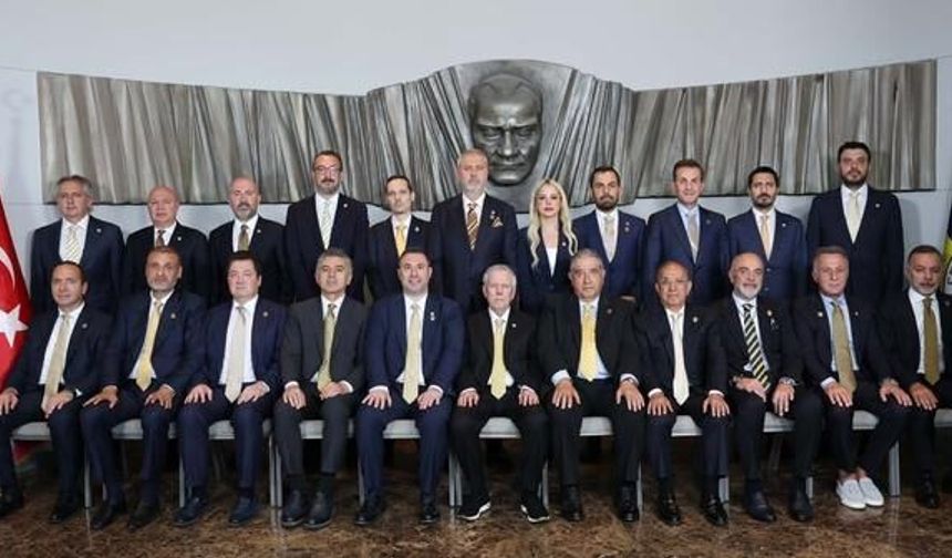 Fenerbahçe Yönetim Kurulu Görev Dağılımını Belirledi