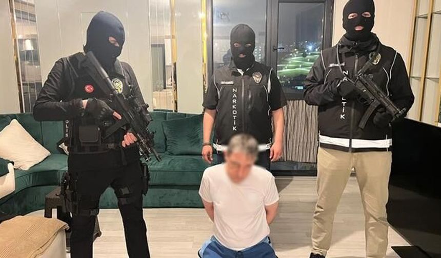 İstanbul'da Kırmızı Bültenle Aranan Şüpheli Yakalandı
