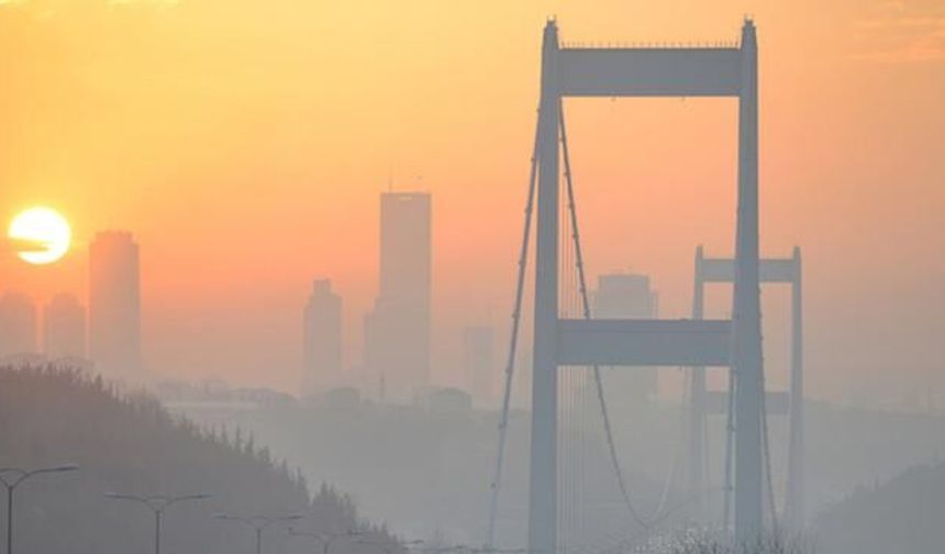 İstanbul'da Mayıs Ayında Hava Kirliliği Yüzde 8 Azaldı: En Kirli ve Temiz İlçeler Belirlendi