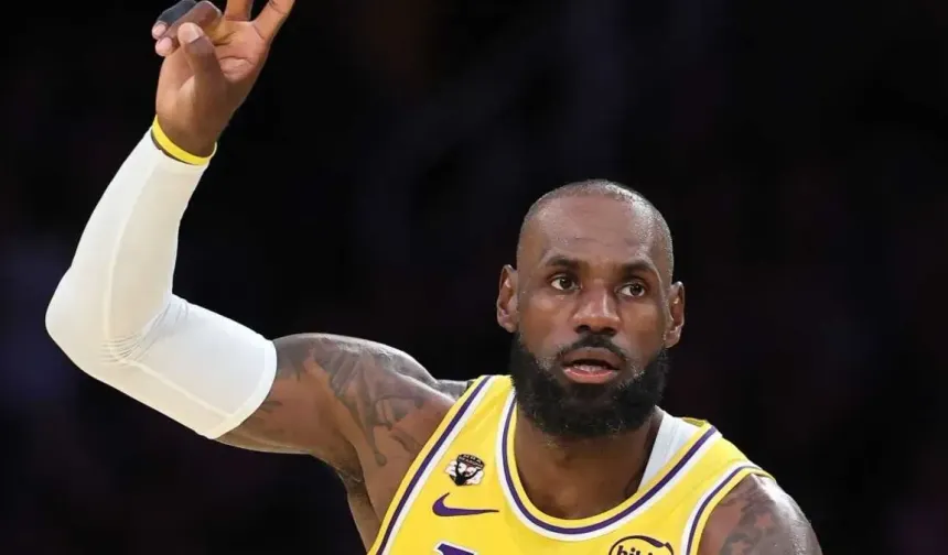 LeBron James, Los Angeles Lakers'tan Resmen Ayrıldı