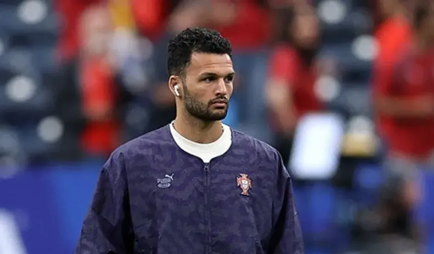 Milan, Gonçalo Ramos'u 5 Yıllığına Kadrosuna Katıyor
