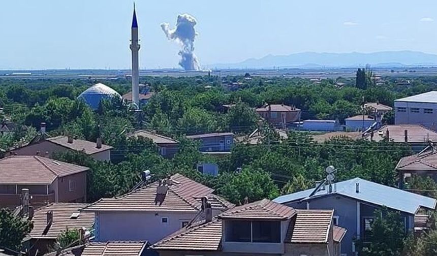 Niğde Bor'da Havai Fişek Fabrikasında Patlama: 1 Ölü, 1 Yaralı