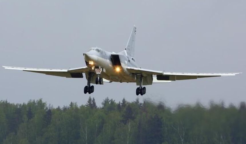 Rusya'da Tupolev Tu-22M3 Eğitim Uçuşunda Düştü