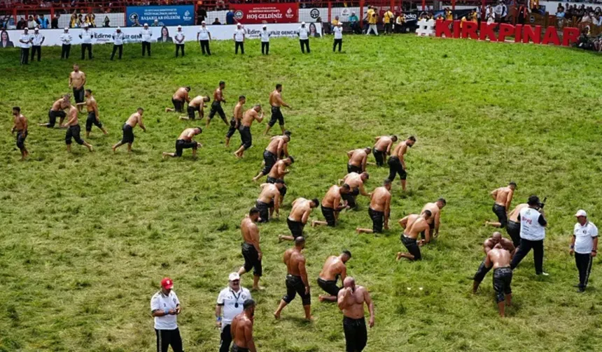 665. Tarihi Kırkpınar Yağlı Güreşleri'nde Çeyrek Finalistler Belirlendi