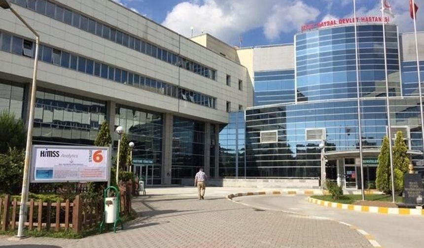 Bolu'da Beyaz Et Kesimhanesinde Zehirlenme Şüphesi: 34 İşçi Hastaneye Kaldırıldı