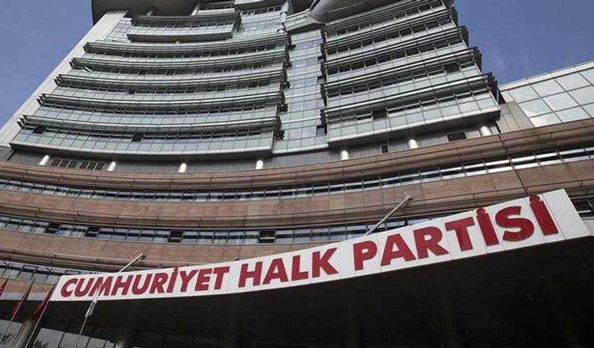 CHP 12 İl Başkanını Yeniden Atadı: Yeni Parti İstifaları Sonrası Görev Değişiklikleri