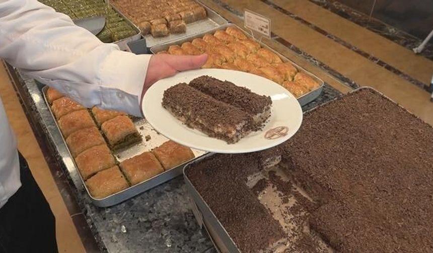 Diyarbakır'da Kavurucu Sıcaklarda Soğuk Baklava Talebi Artıyor