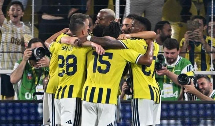 Fenerbahçe'de Sturm Graz Maçı Öncesi Kadroda Sürpriz Değişiklik