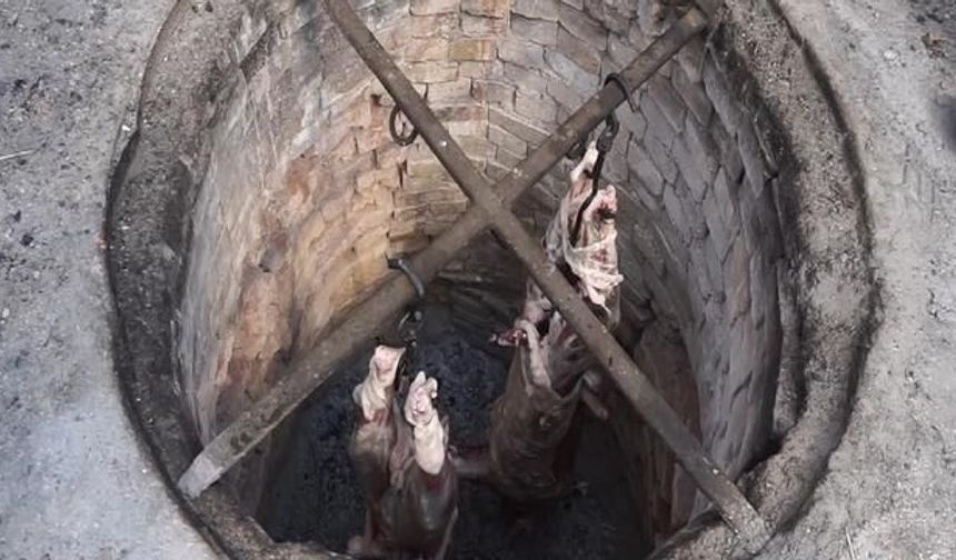 Gölhisar'ın 100 Yıllık Kuyu Kebabı Geleneği Çamurla Mühürlenen Özel Pişirme Tekniğiyle Yaşatılıyor