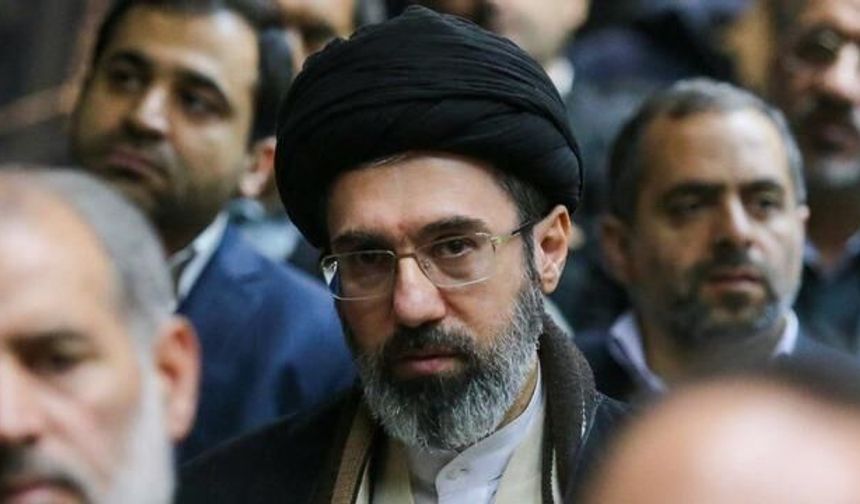 Hamaney: Trump'ın İmzası Değersiz, ABD Mutabakatı İhlal Ediyor