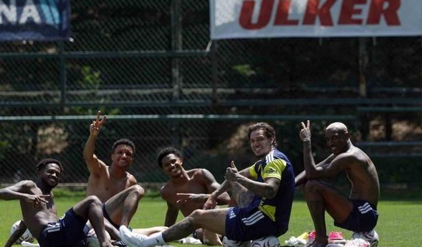 Mason Greenwood, Fenerbahçe'de İlk Antrenmanına Çıktı