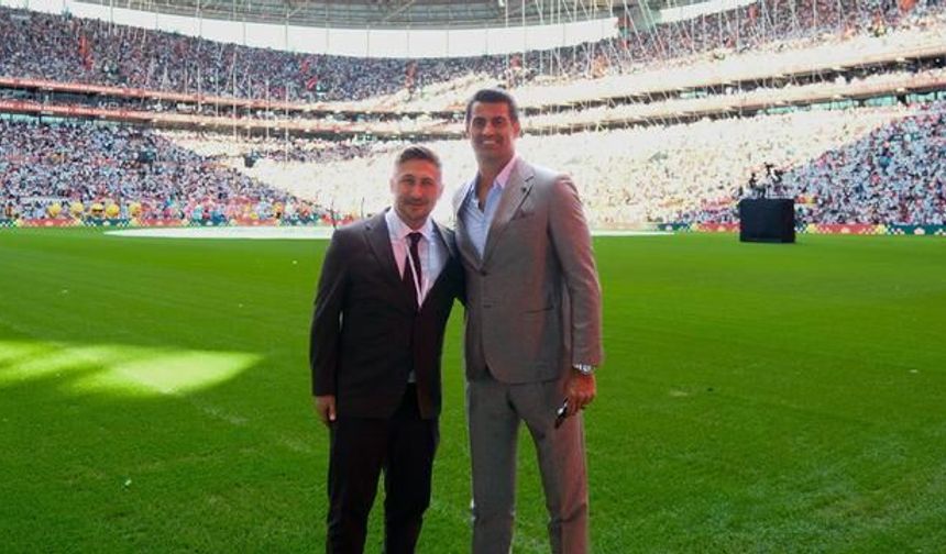 Sabri Sarıoğlu ve Volkan Demirel TÜGVA Etkinliğinde Bir Araya Geldi