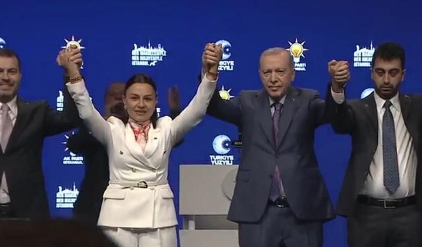 3 Belediye Başkanı AK Parti'ye Katıldı: Eren Ali Bingöl, Orhan Çerkez ve Sacit Terzi Rozet Taktı