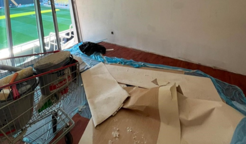 Acun Ilıcalı'nın Loca Hakkı Mahkeme Kararıyla Korundu, Ancak Loca Tahrip Edildi