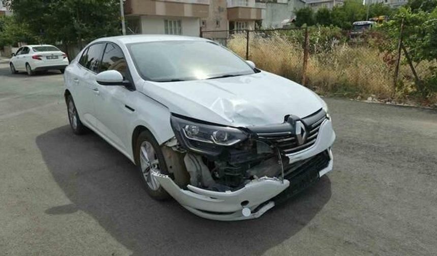 Adıyaman'da motosiklet ile otomobil çarpıştı: 2 kişi yaralandı