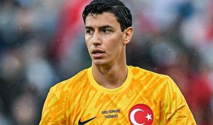 Berke Özer, Fenerbahçe'nin Kaleci Rotasyonunda Öne Çıkıyor