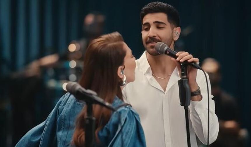 Ebru Yaşar ve Amo988'in 'Elini Ver' Düeti Sosyal Medyada Trend Oldu