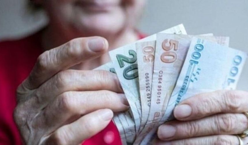 Emekli Maaşlarında Yeni Düzenleme İhtimali: Uzmanlardan Kritik Uyarılar