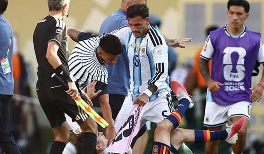 FIFA'dan Dünya Kupası finali sonrası Arjantinli oyunculara ağır ceza
