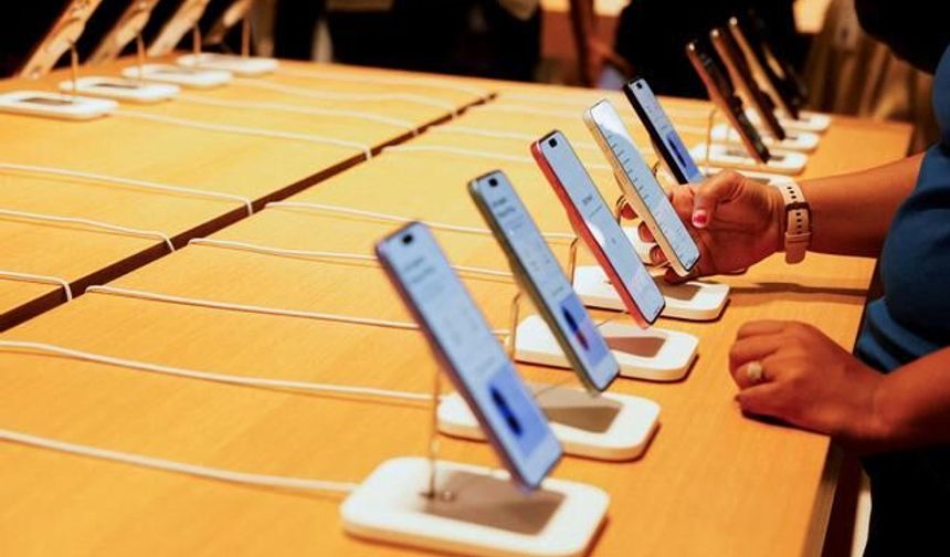 iOS 27 Beta 5'te Altı Yeni iPhone Modeli Ortaya Çıktı: iPhone Ultra da Listede