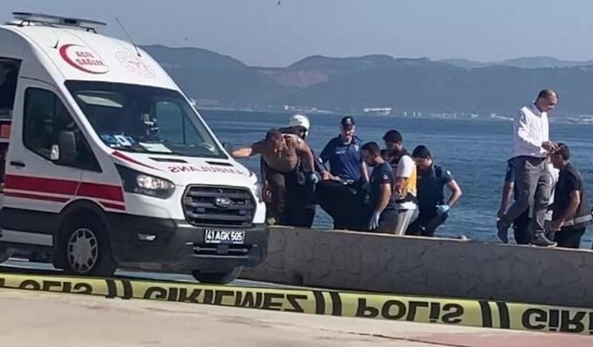 Kocaeli Darıca'da Denizde 3 Ceset Bulundu: 2'si Kadın