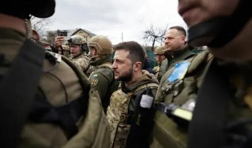 Macron'dan Ukrayna'ya Hava Savunma Füzesi Desteği Sözü