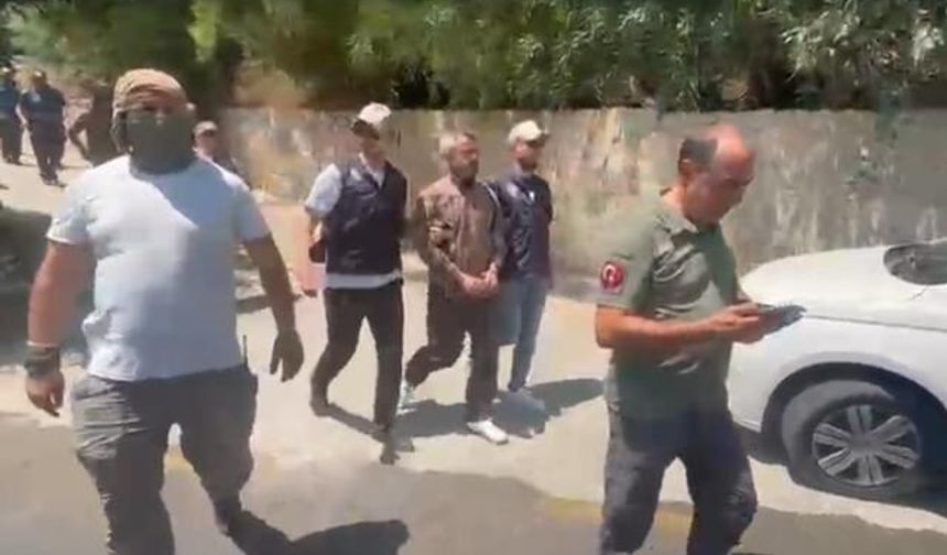 Marmaris'te FETÖ'cü Burkay Karatepe'nin Gömülü Silahları İçin Arama Başlatıldı