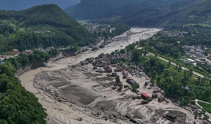 Nepal'de kaybolan Türk rehber Elena Öksüz için arama çalışmaları sürüyor