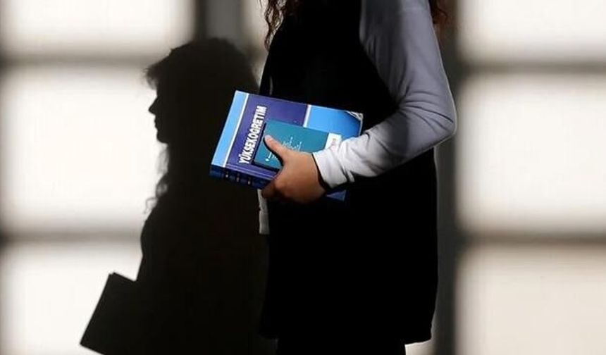 Öğrenci affı Resmi Gazete'de yayımlandı: 4 ay içinde başvuru şartı ve kimler faydalanabilecek