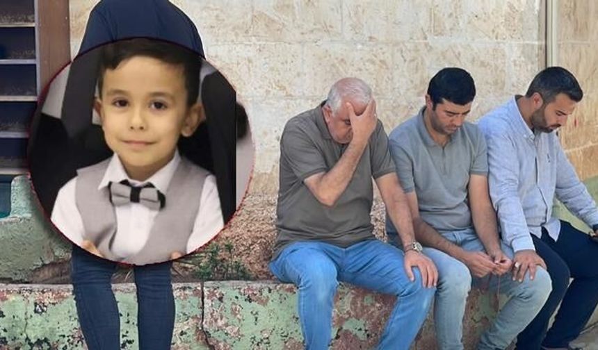 Şanlıurfa'da küçük Mert Ali'nin üzerine kale direği devrildi, hayatını kaybetti